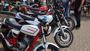 Two Stroke Day At Sammy Millers