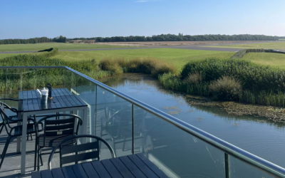 Flight Deck Cafe Outside