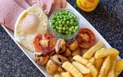 Helens Diner And Cafe Ham Eggs And Chips